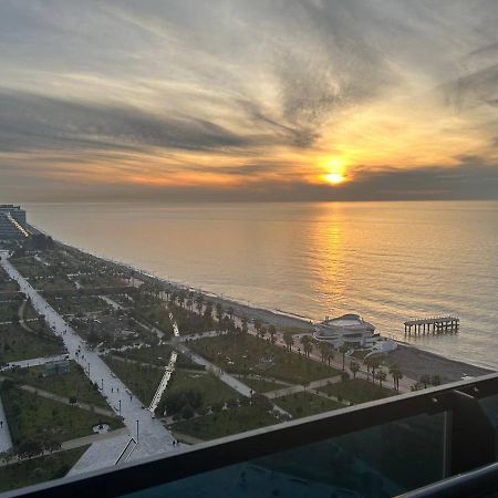Студия С Потрясающим Видом На Море В Orbi Beach Tower Batumi Zewnętrze zdjęcie