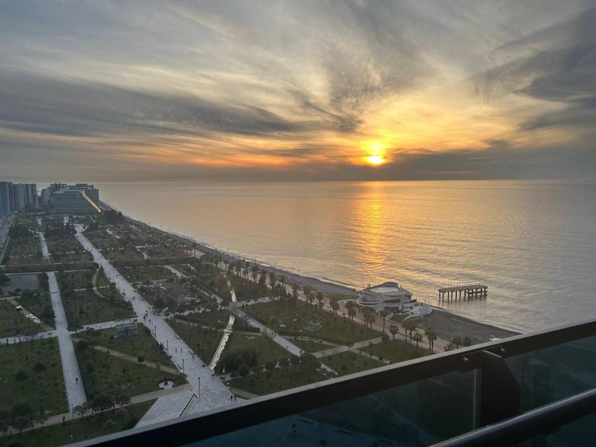 Студия С Потрясающим Видом На Море В Orbi Beach Tower Batumi Zewnętrze zdjęcie